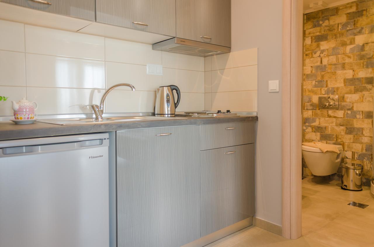 Girene Apartments يميناريا المظهر الخارجي الصورة