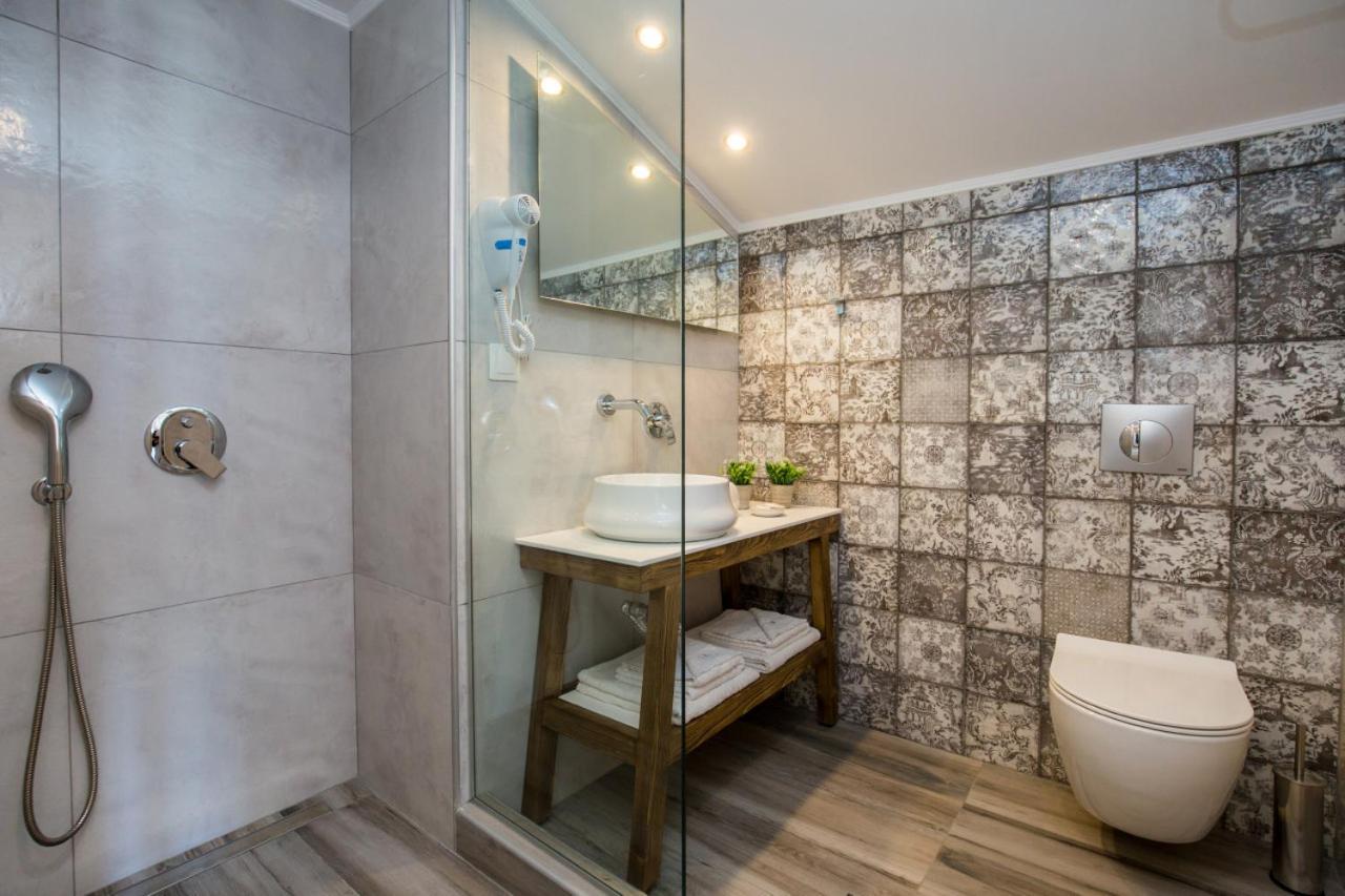 Girene Apartments يميناريا المظهر الخارجي الصورة