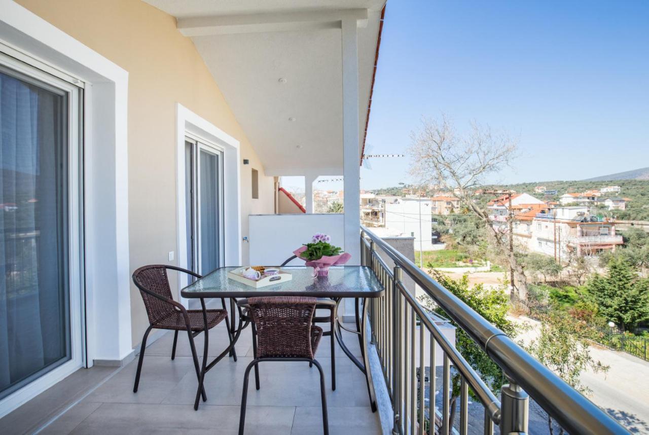 Girene Apartments يميناريا المظهر الخارجي الصورة